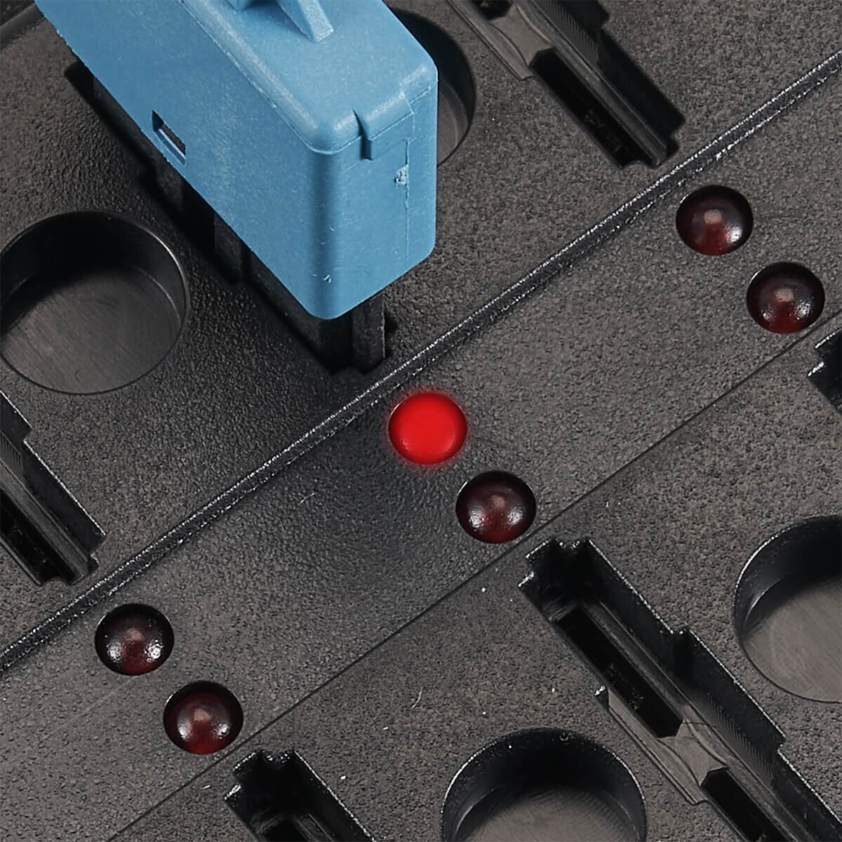 ECTIVE KFZ-Flachsicherungshalter für 12 Sicherungen 30A/32V DC